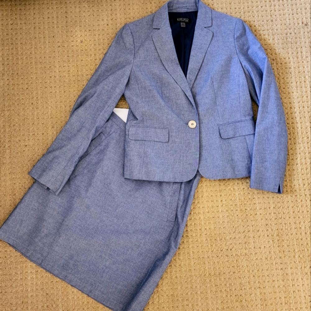 Kasper Skirt Suits 2pcs / Size 8